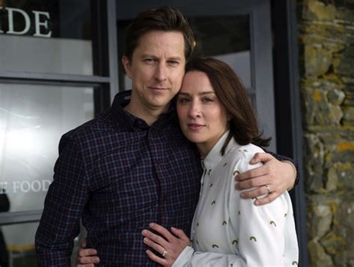 Exploring the Life of Lee Ingleby: His Wife and Children